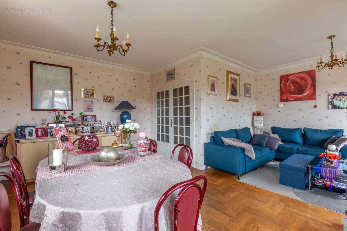 Maison à TASSIN-LA-DEMI-LUNE