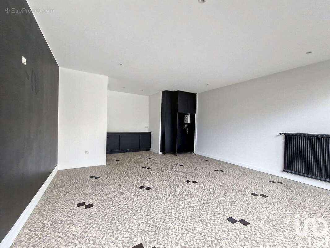 Photo 3 - Commerce à CHEVILLY-LARUE