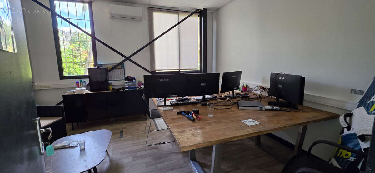 Commerce à FORT-DE-FRANCE