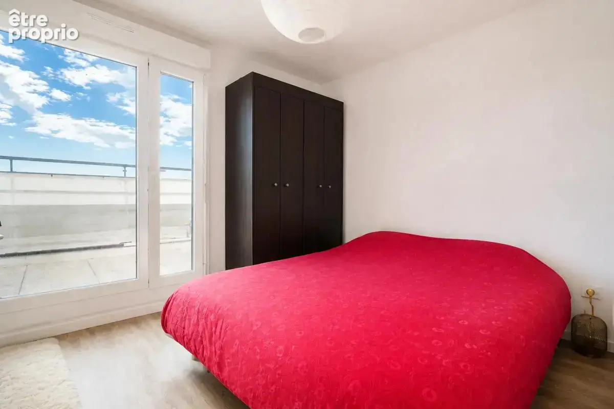 Appartement de 4 pièces de 66 m² et 60 m² de terrasse à Bondy - photo 8