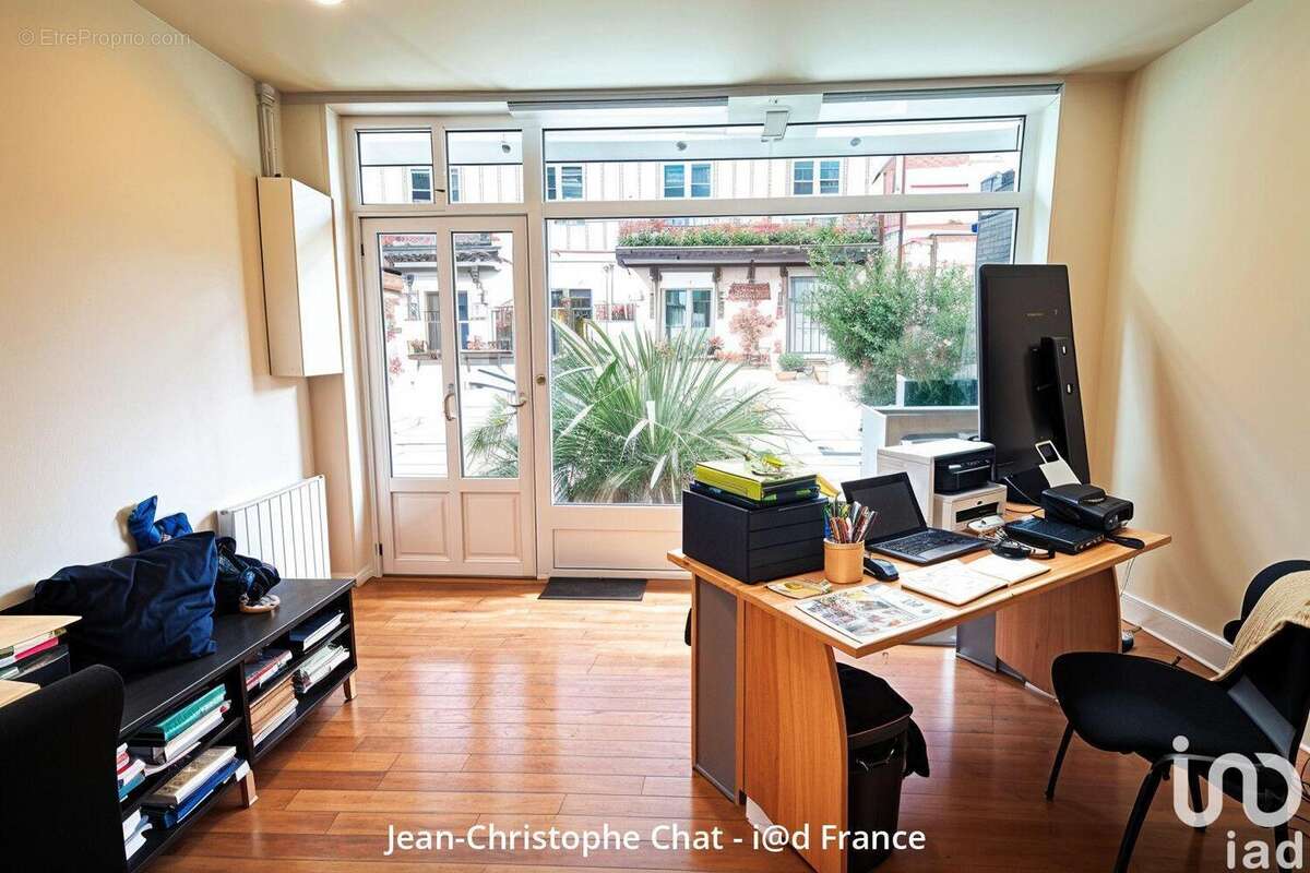 Photo 2 - Commerce à VILLERS-SUR-MER