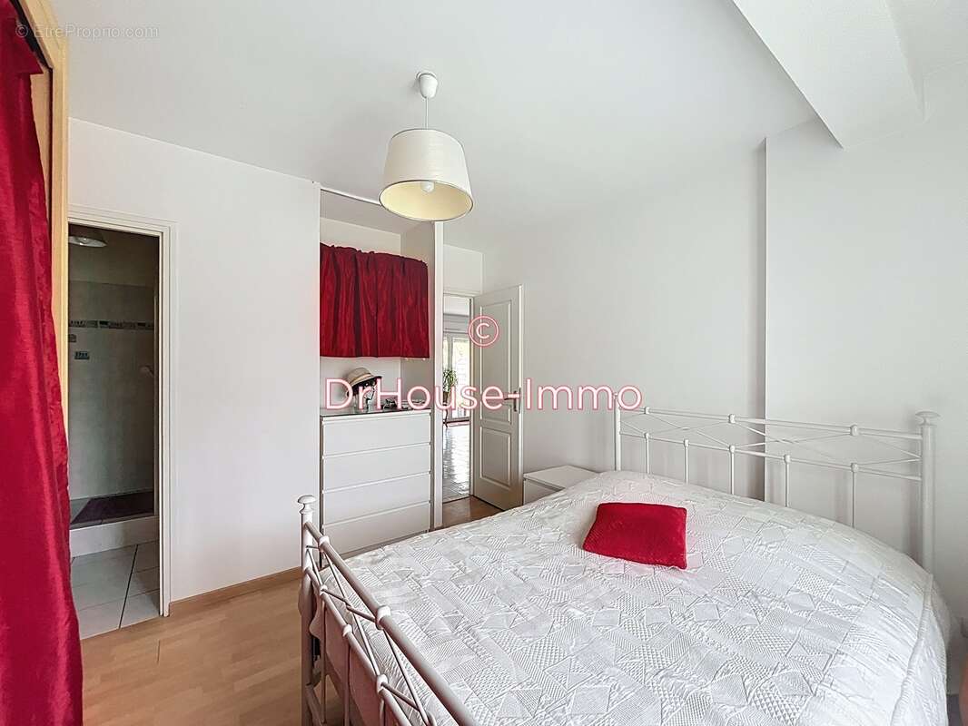 Maison à SAVIGNE-SUR-LATHAN