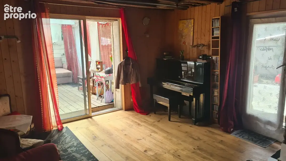 Ensemble immobilier Angoulême - 2 T2 duplex, 2 studios + maison - photo 5