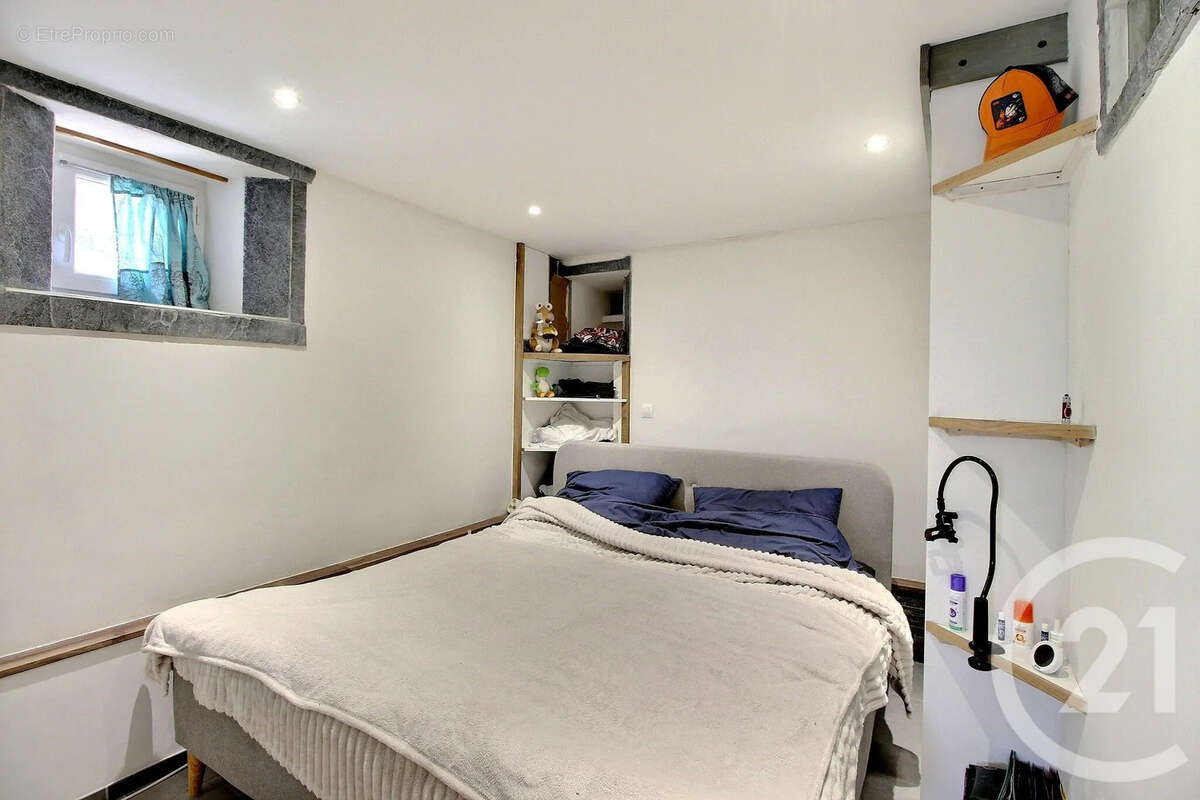Maison à LYAUD