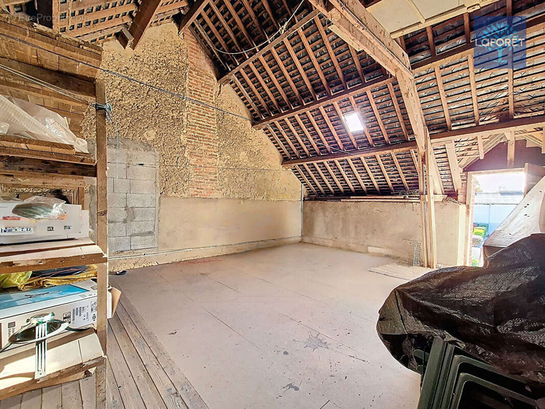 Maison à NOYAL-CHATILLON-SUR-SEICHE