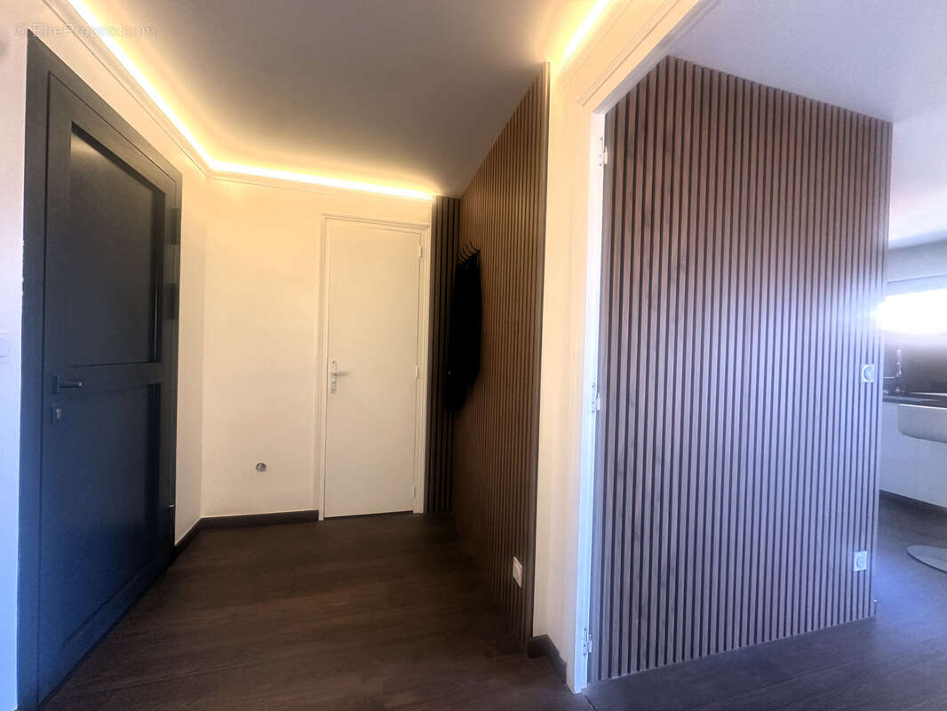 Appartement F3 entièrement rénové - photo 10