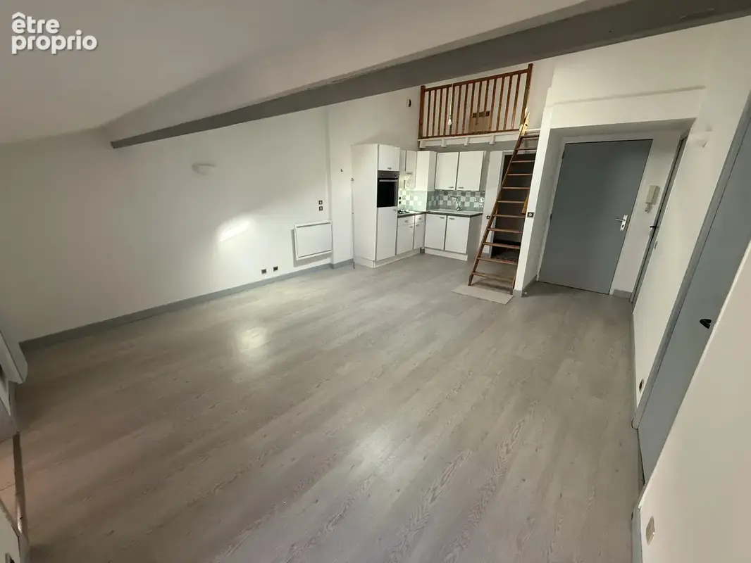 Appartement à CHATEAUNEUF-DU-RHONE