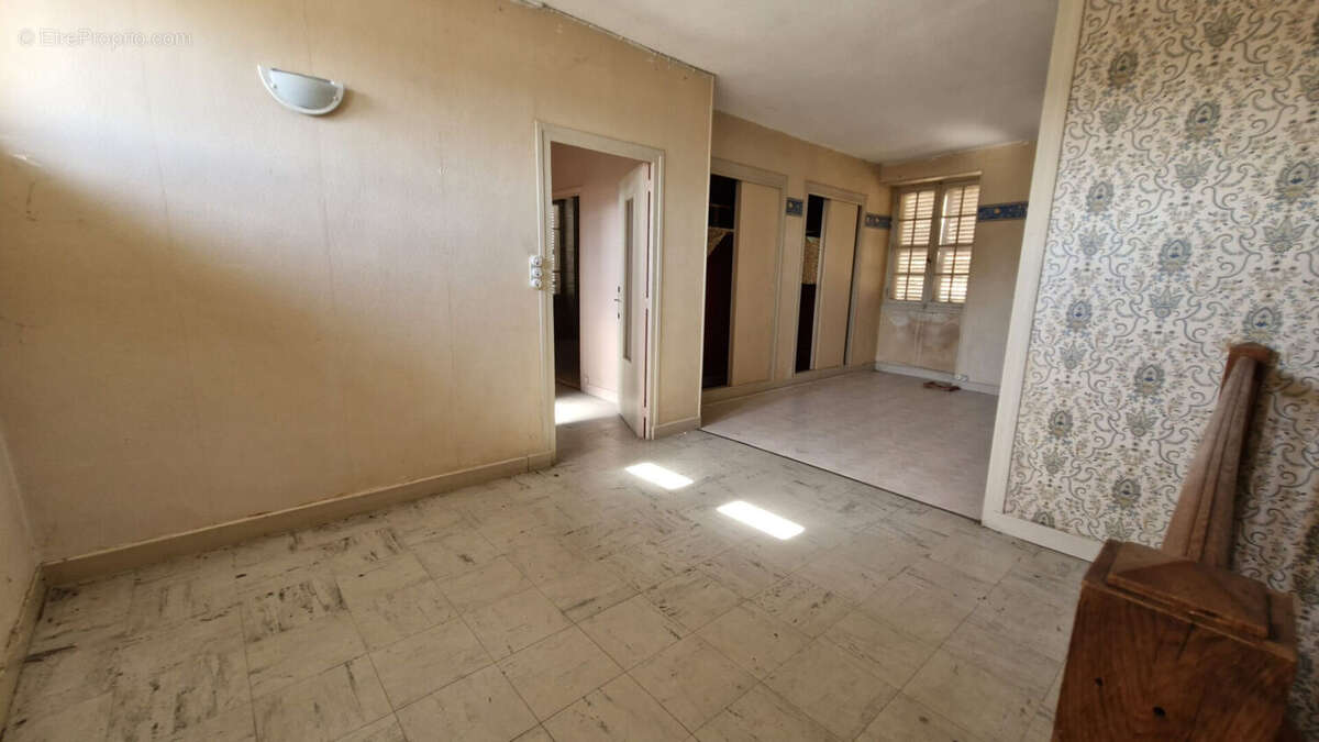 Appartement à CHARLIEU