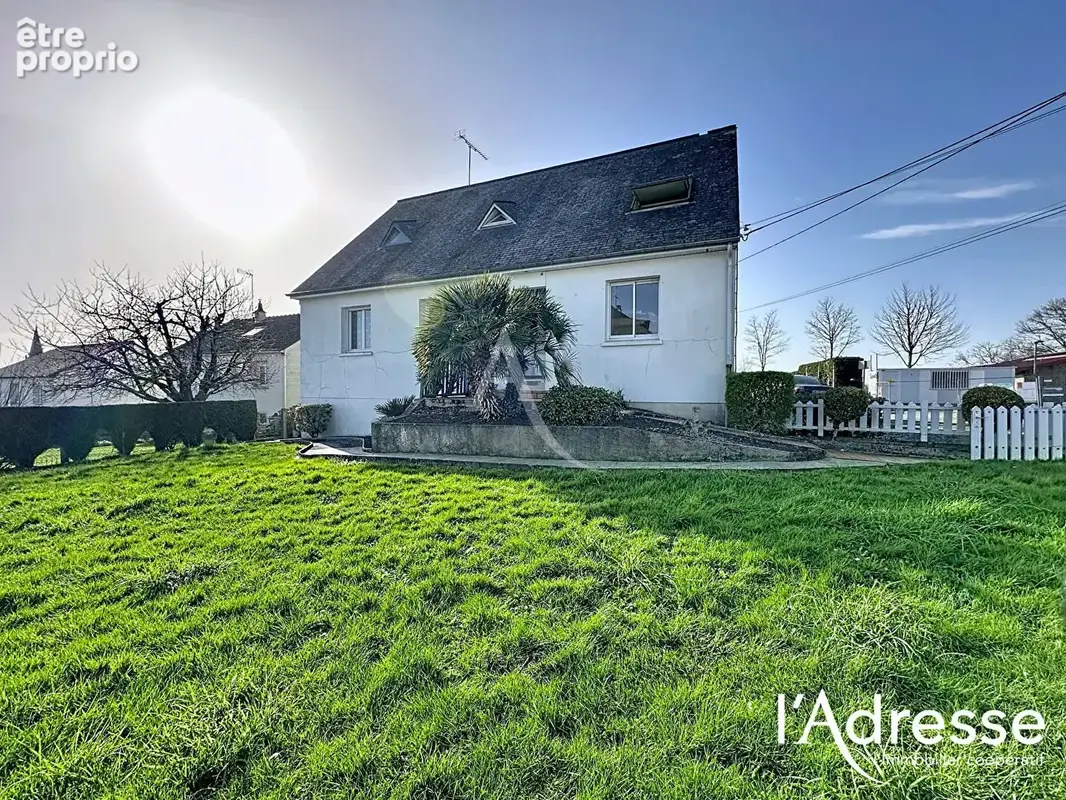 Photo Maison à Montenay au prix de 171 900€