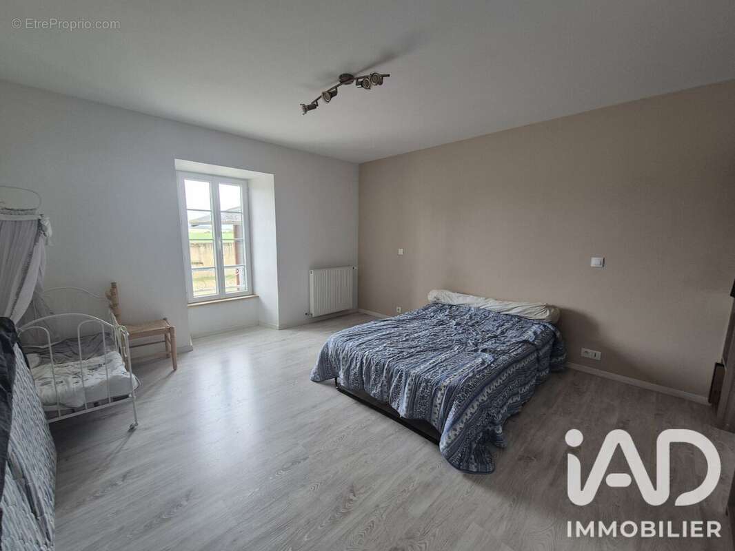 Maison 215 m² à Les Nouillers  - photo 8