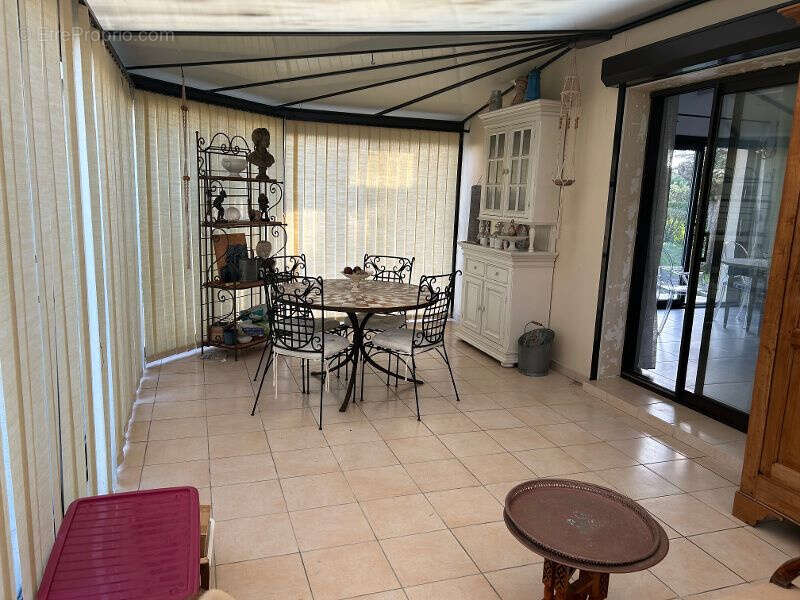 Maison à CUBZAC-LES-PONTS