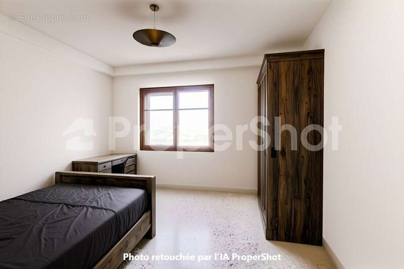 Appartement à SAINT-LAURENT-DU-VAR