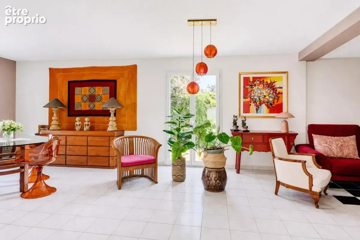 Maison de 4 pièces de 112 m² à Décines-Charpieu - photo 4