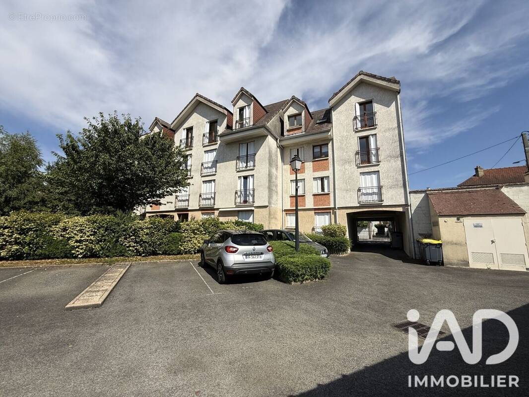 Photo 1 - Appartement à MONTEREAU-FAULT-YONNE