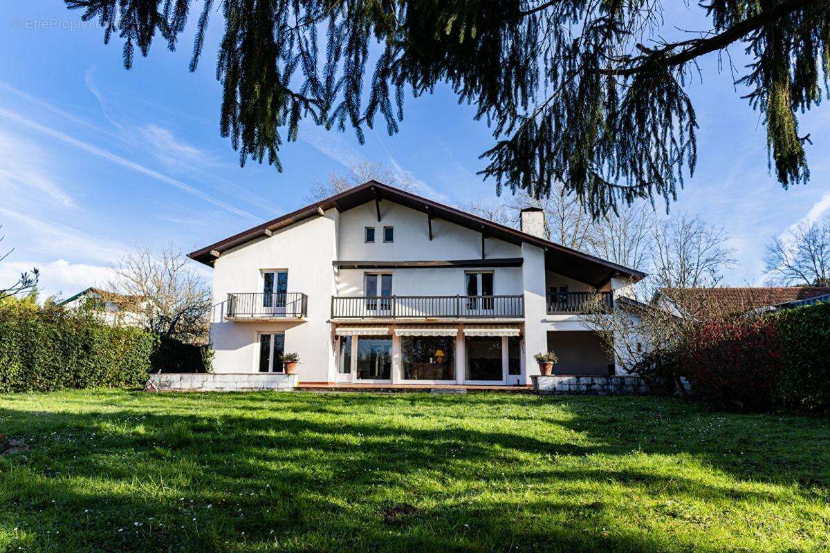 Maison d'architecte 6 chambres + appartement indépendant / Spa /Grand parc / Idéal Famille ou Investisseurs. Fort potentiel loca - photo 14