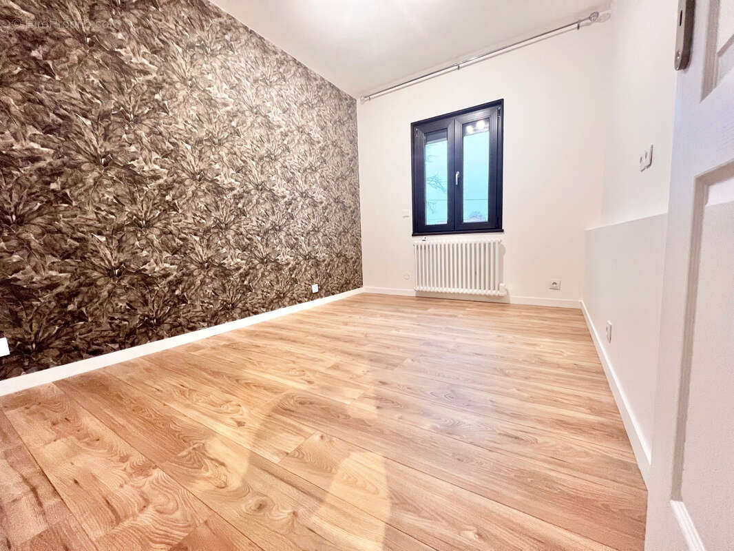 Maison à FRANQUEVILLE-SAINT-PIERRE