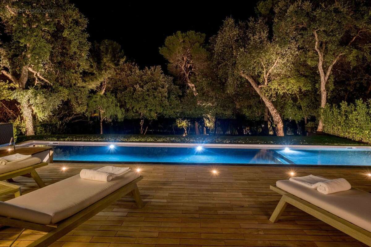 Maison à ANTIBES