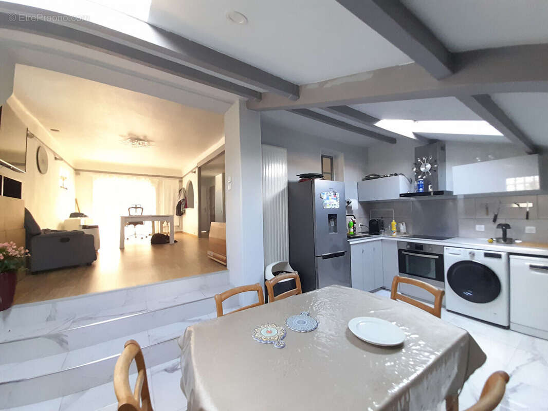 Maison Sannois 5 pièce(s) 91.30 m2 - photo 2
