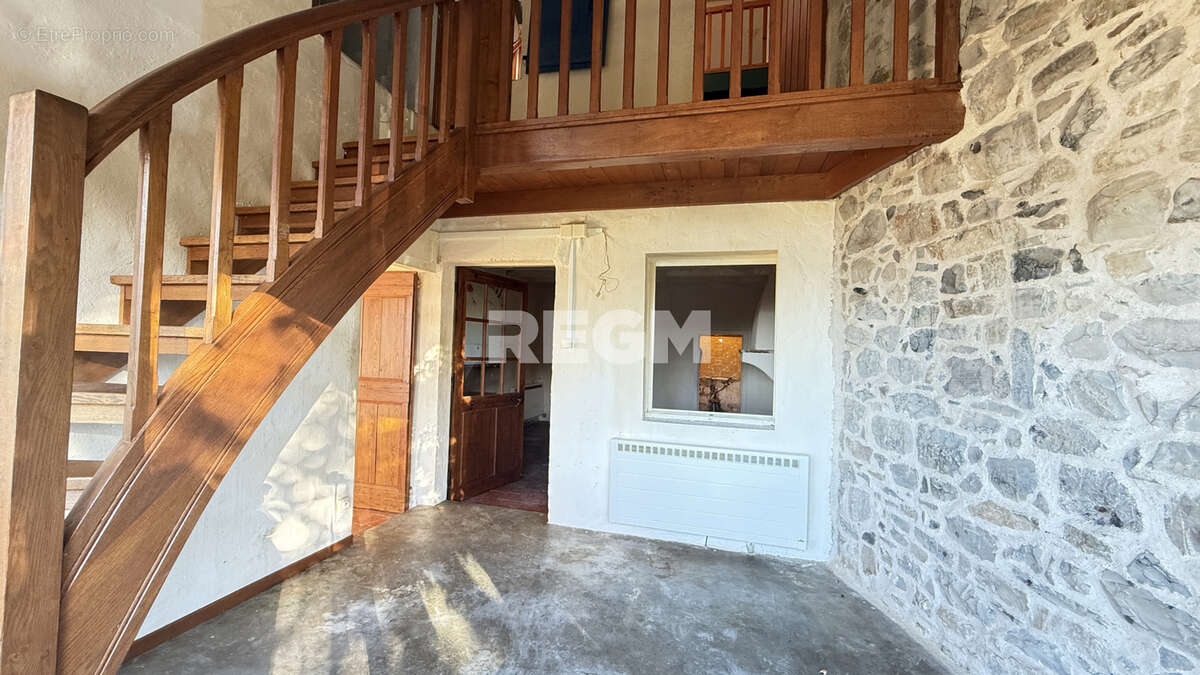 Maison à SAINT-SEBASTIEN-D'AIGREFEUILLE
