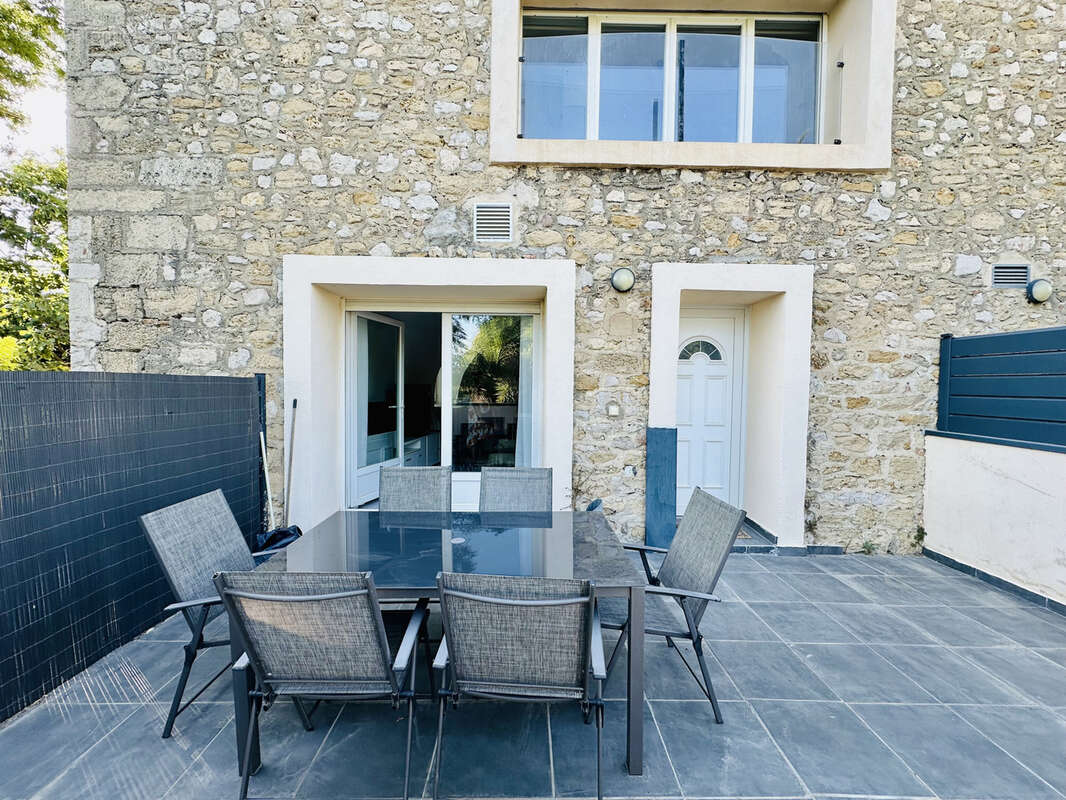 Exclusivite lattes - appartement rare 93m2 style contemporain, dans residence de standing - photo 7