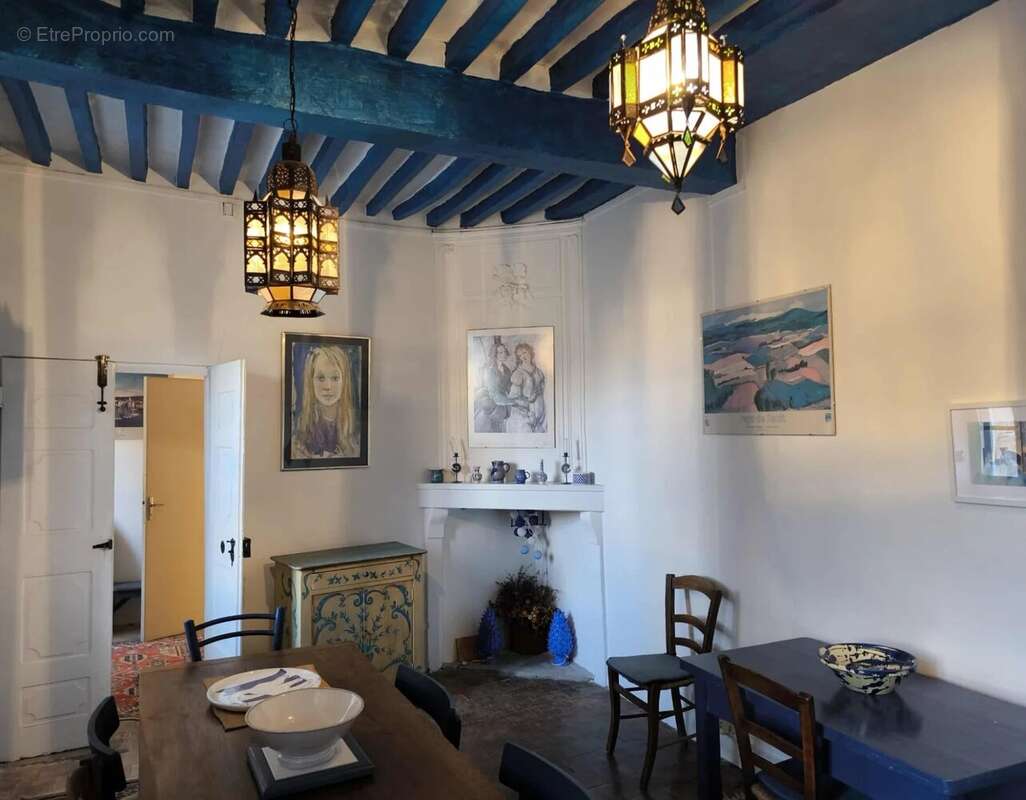 Appartement à VENASQUE