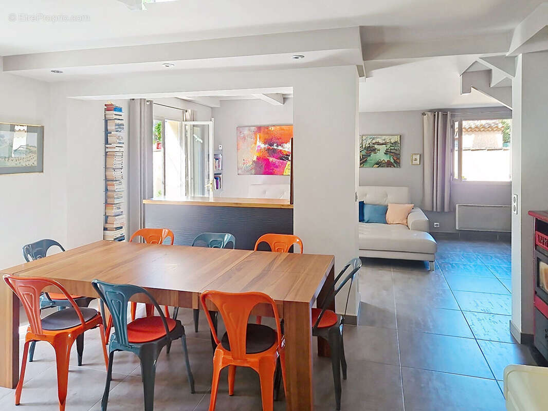 Maison à VILLENEUVE-LES-AVIGNON