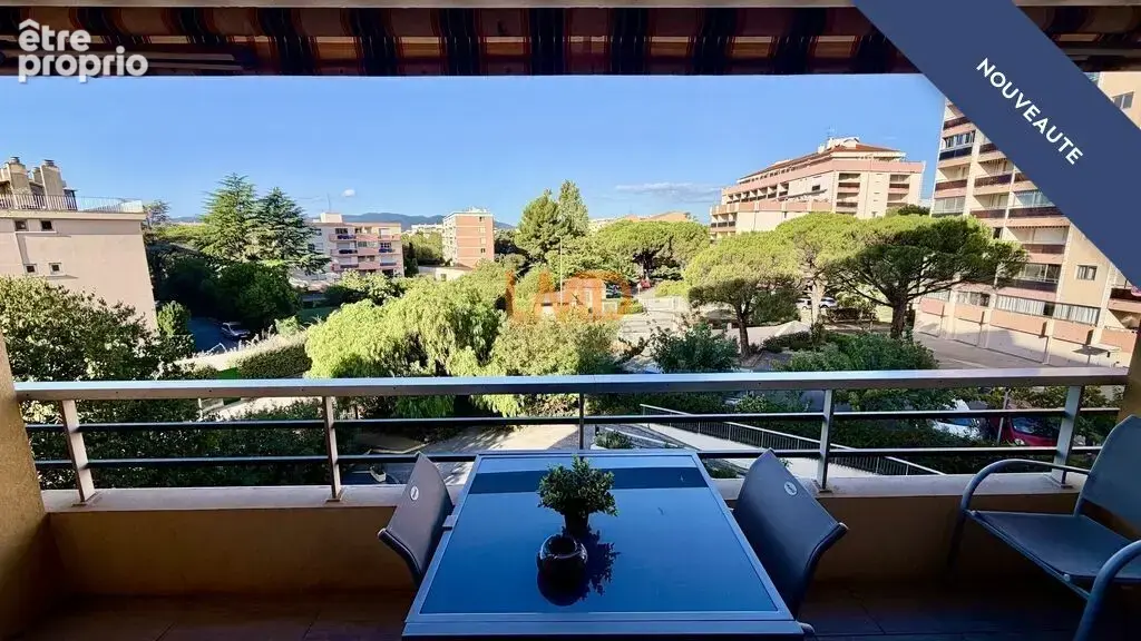 Studio rénové 35 m² terrasse piscine Fréjus Plage - photo 2