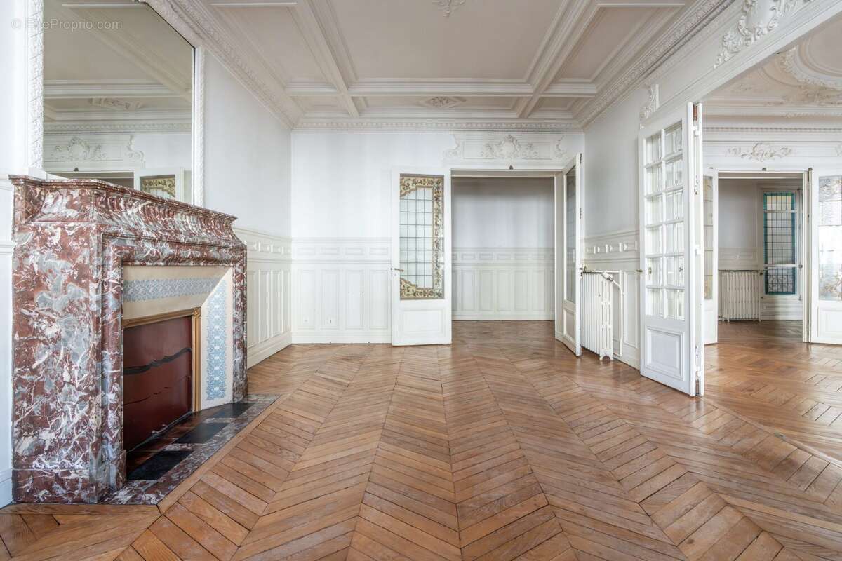 Appartement à PARIS-12E