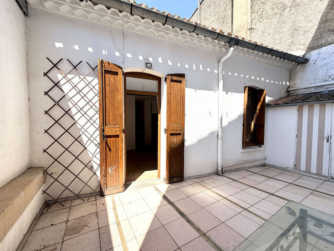 Maison de ville avec garage et terrasse - photo 2