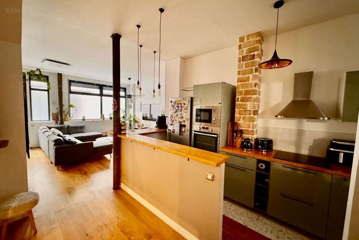 Appartement à PARIS-10E