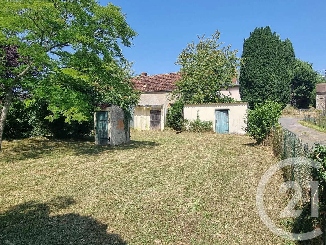 Maison 153 m² à Jalognes  - photo 15