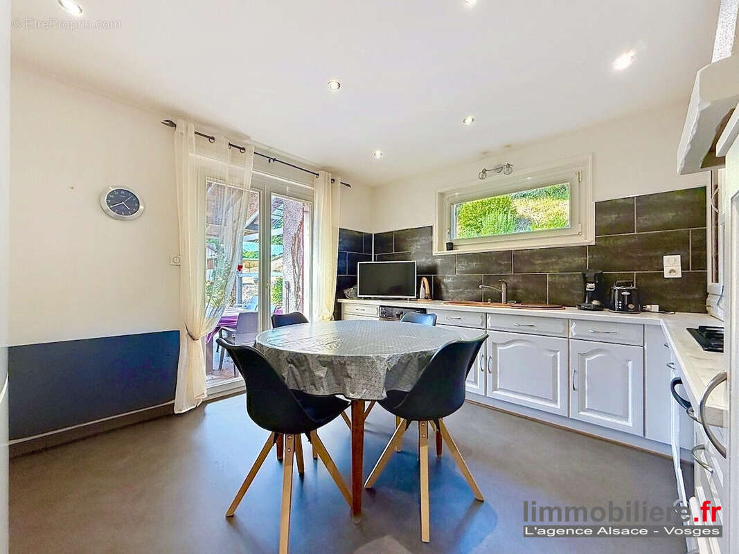 Maison 7 pièces 165 m² à vendre à Nayemont-Les-Fosses (88100) - photo 5