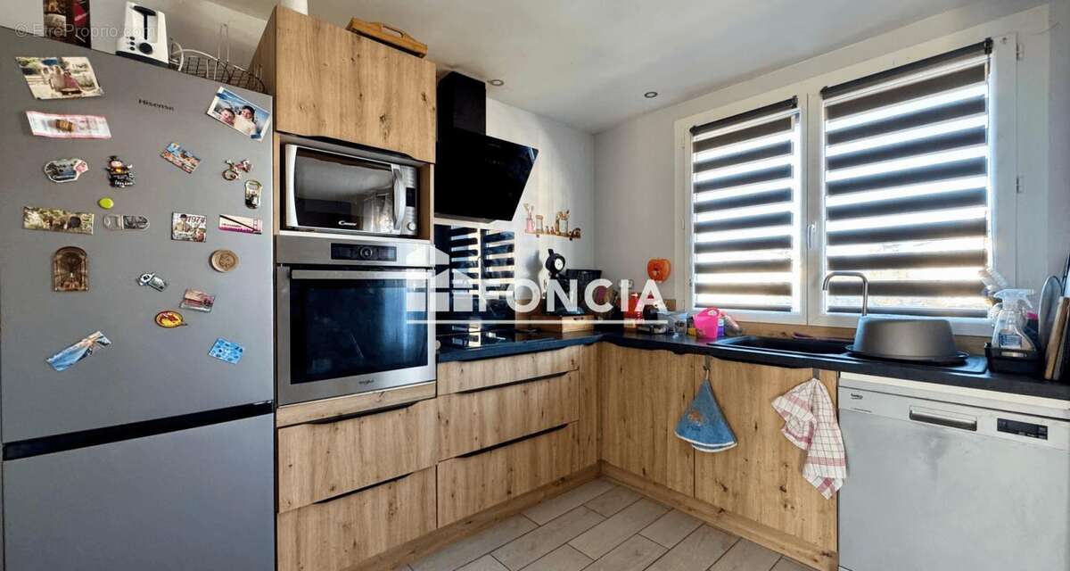 Maison à ONET-LE-CHATEAU