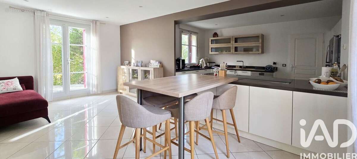 Photo 4 - Maison à MAGNY-LE-HONGRE