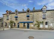 Commerce à BOURG-DES-COMPTES