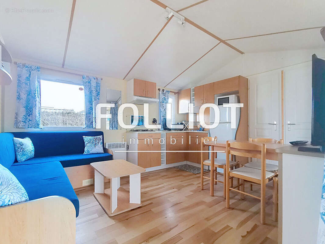 Maison à SAINT-PAIR-SUR-MER