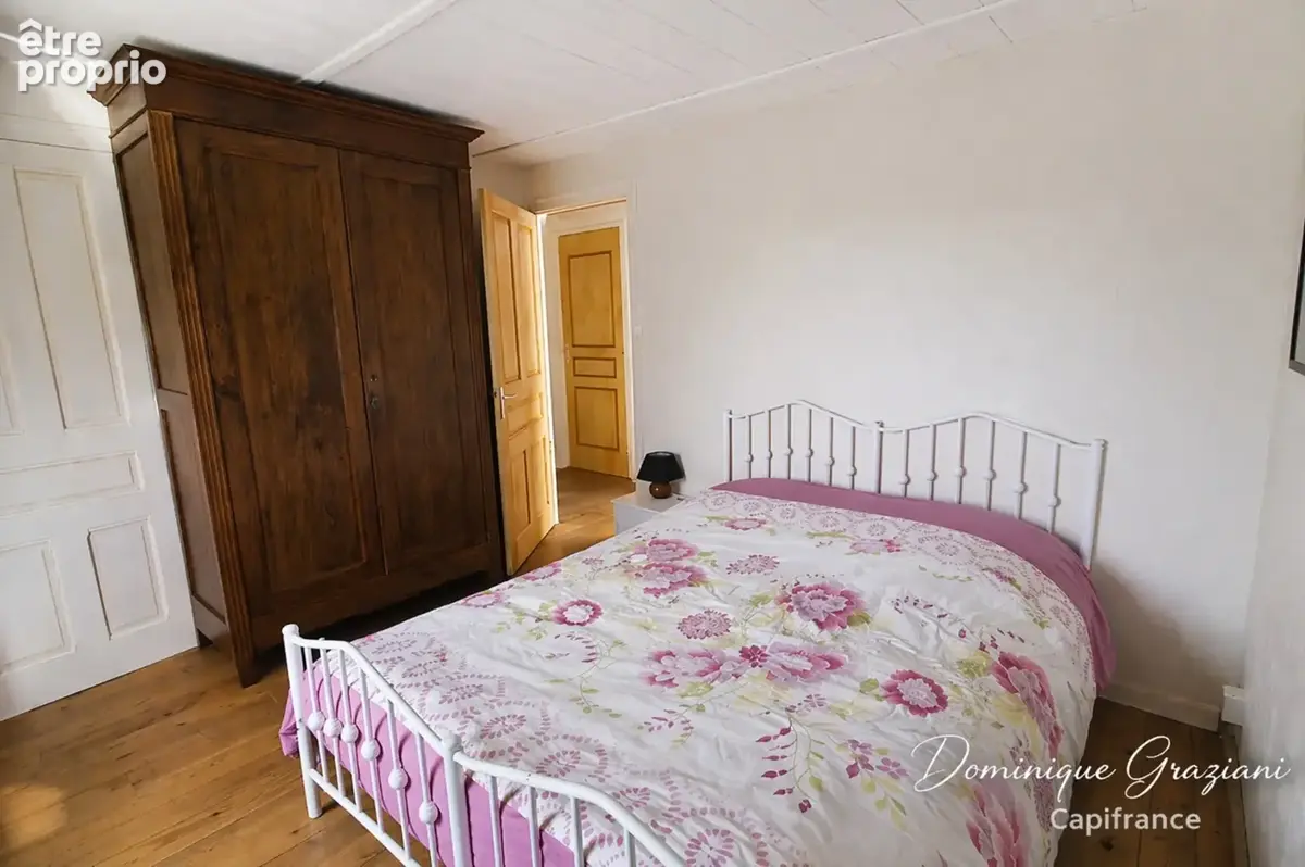 Un havre de paix sur 1500 m² de terrain – charme et tranquillité absolue à Leignecq (42380) - photo 11