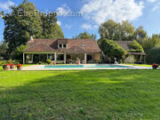 Maison à SAINT-REMY-L'HONORE