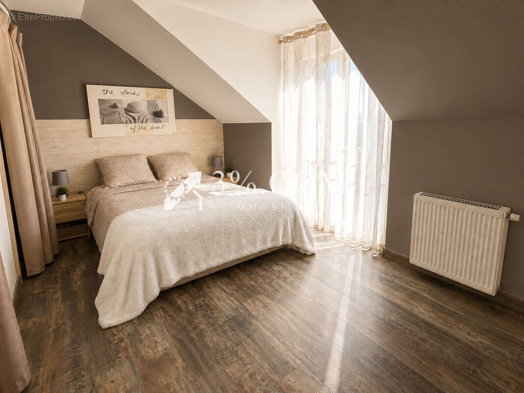 Maison à MOYEN