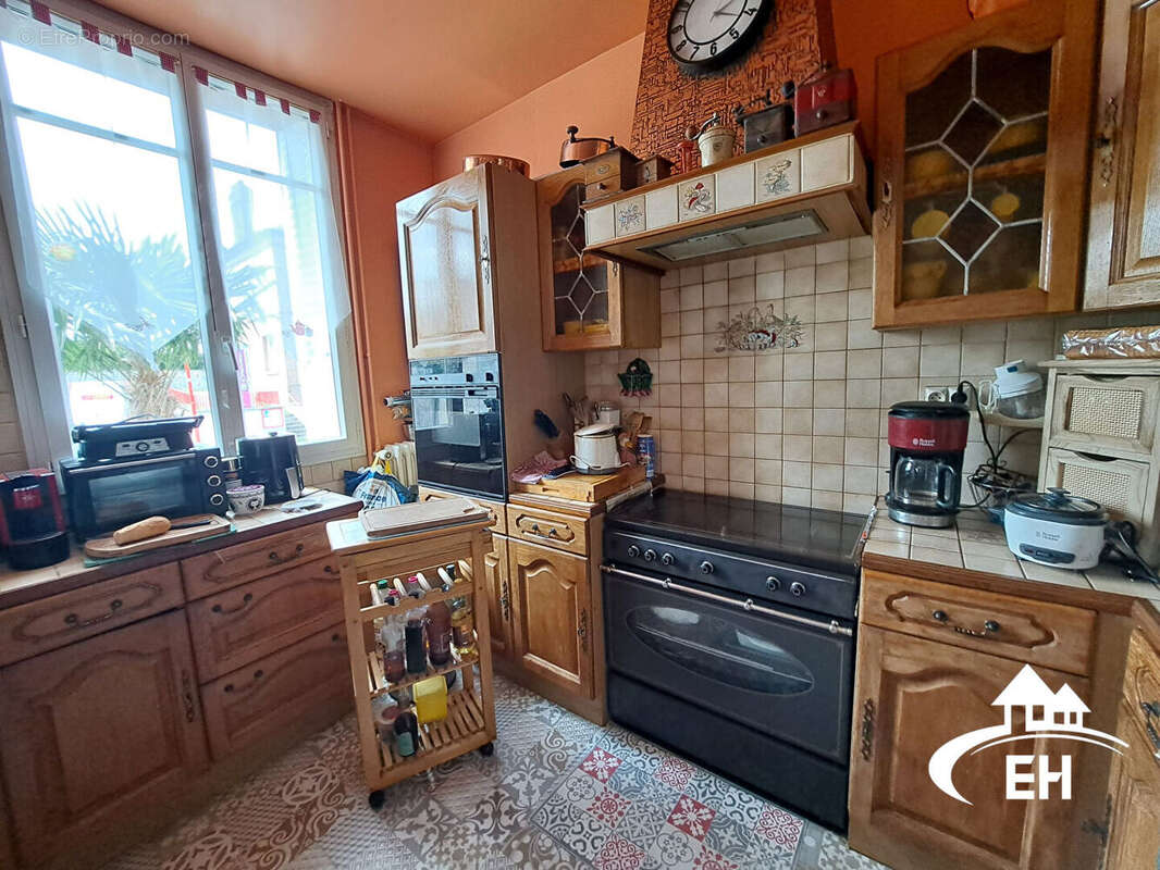 Maison à SAINTE-GAUBURGE-SAINTE-COLOMBE