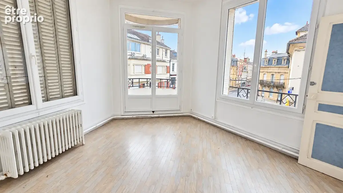 Moulins   hypercentre   appartement 75 m2 avec balcon - photo 2