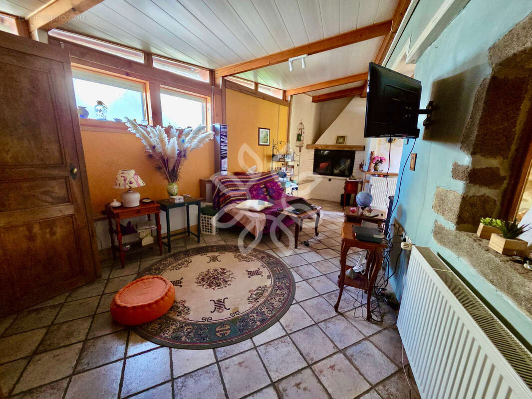 Maison à SAINT-GERMAIN-L&#039;HERM