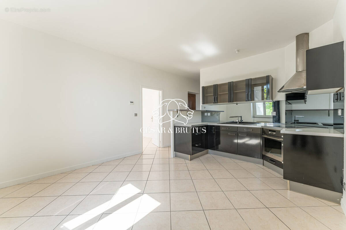 Appartement à SAINT-PRIEST