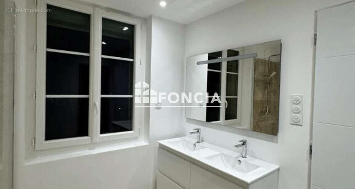 Appartement à SALON-DE-PROVENCE