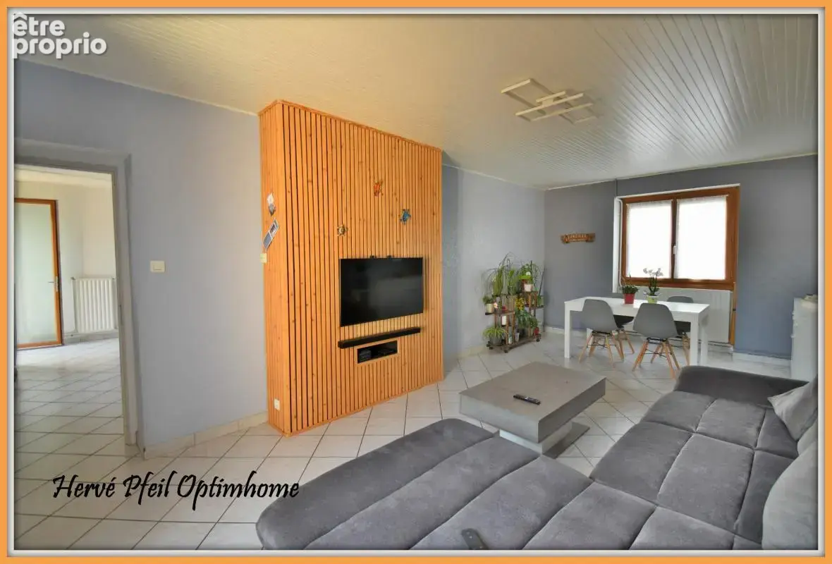 Une maison familiale avec cachet et prestations rénovées-5 pièces ; 135m² sur 1000m² de terrain - photo 13