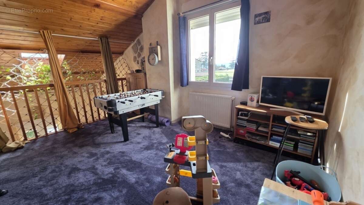 Maison familiale 140M2 ,4 Chambres ,terrain ,proche centre ville - photo 14