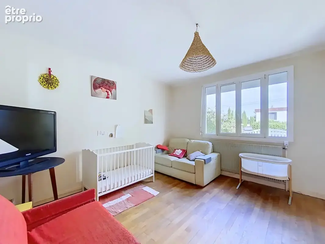 Maison de plain pied avec terrain, garage et combles aménageables à Villefranche sur Saône - photo 7