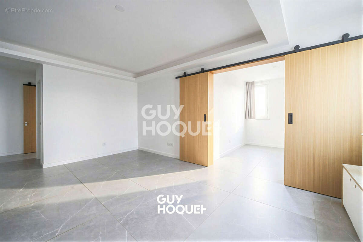 Appartement à PARIS-19E