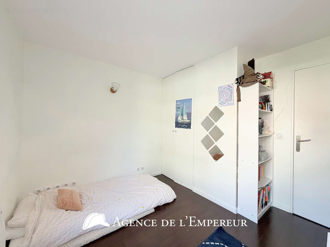 Appartement à SURESNES