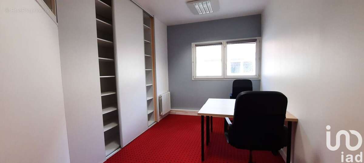 Photo 5 - Commerce à TREGUEUX